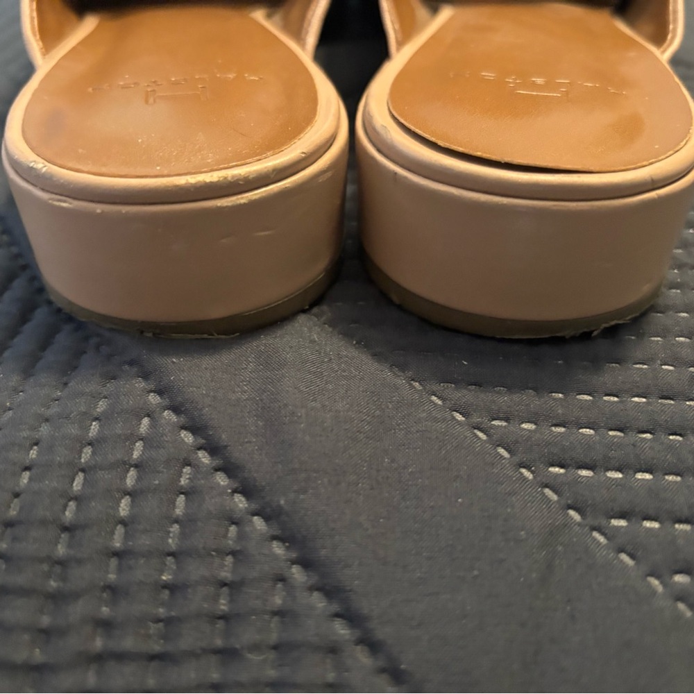 🙌Buy 2 items $10 Sale-Romina slip on mules silver accent- - Picture 6 of 8